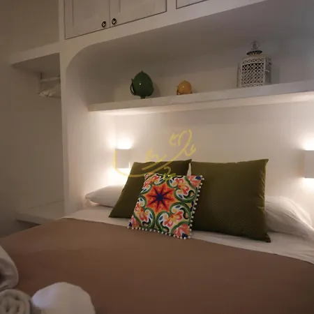 Td Dimora Del Giglio With Organic Garden With Pool Holiday home