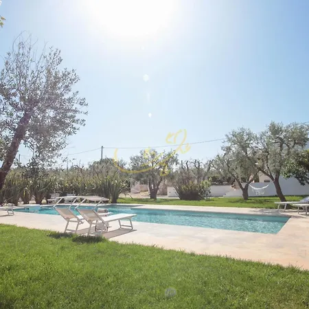 Holiday home Td Dimora Del Giglio With Organic Garden With Pool