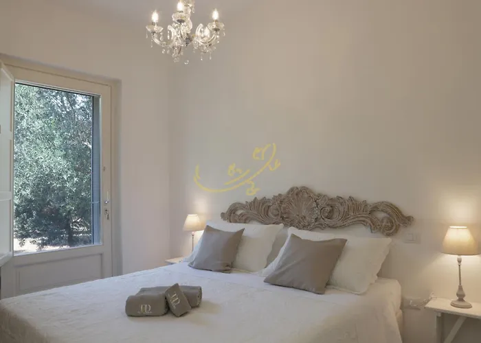 Td Dimora Del Giglio With Organic Garden With ... 度假居 奥斯图尼