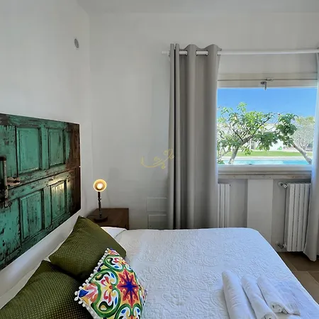 Td Dimora Del Giglio With Organic Garden With Pool * Ostuni